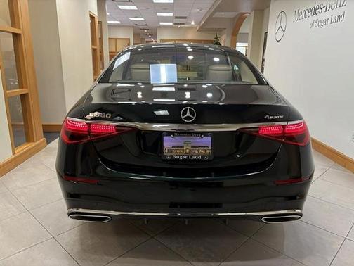 Emerald Green Metallic 2026 Mercedes-Benz S-Class 4MATIC