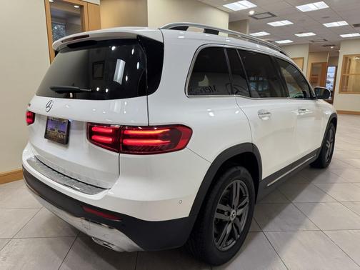 2025 Mercedes-Benz GLB 250 Base