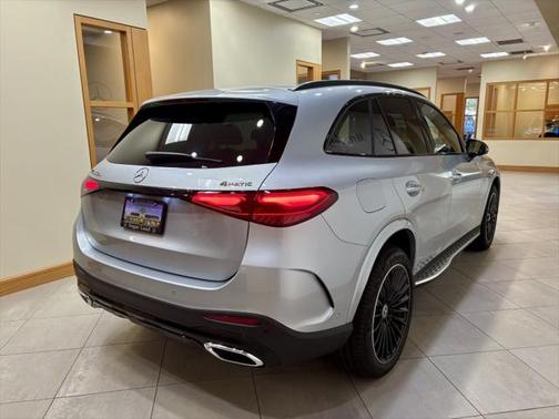 2025 Mercedes-Benz GLC 350e Base