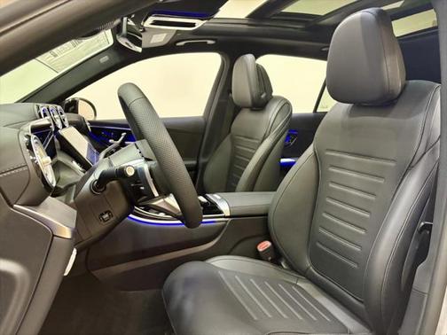 2025 Mercedes-Benz GLC 350e Base