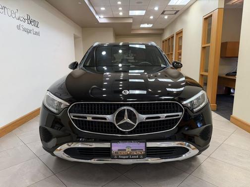Black 2025 Mercedes-Benz GLC 300 Base