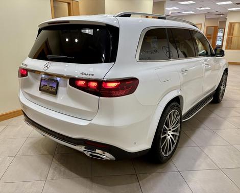 2026 Mercedes-Benz GLS 450 4MATIC