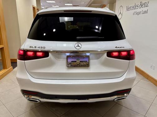 2026 Mercedes-Benz GLS 450 4MATIC