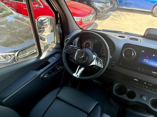 2026 Mercedes-Benz Sprinter 2500 High Roof