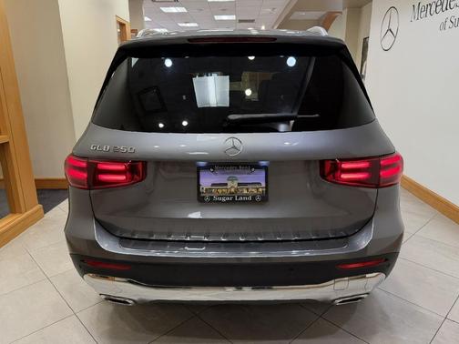 2025 Mercedes-Benz GLB 250 Base