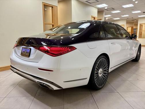 2025 Mercedes-Benz S-Class Maybach S 680