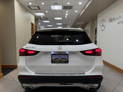 2025 Mercedes-Benz GLA 250 4MATIC