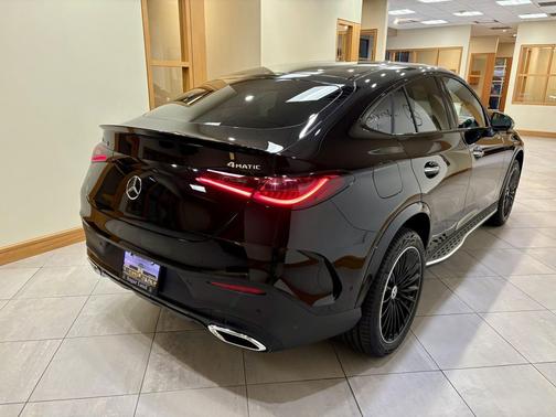 2026 Mercedes-Benz GLC 300 4MATIC Coupe