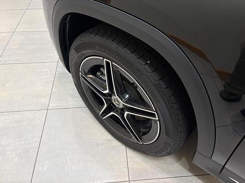 Cosmos Black Metallic 2026 Mercedes-Benz GLA 250 4MATIC