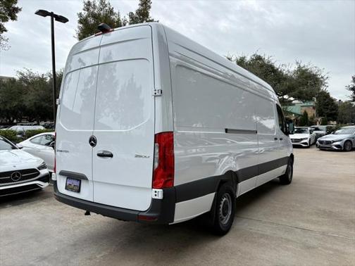 2025 Mercedes-Benz Sprinter 2500 High Roof