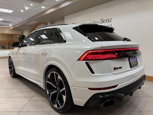 2024 Audi RS Q8 4.0T