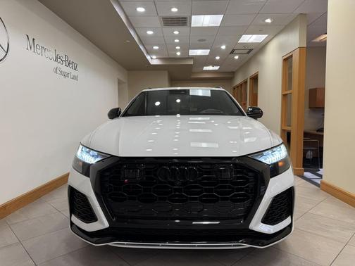 2024 Audi RS Q8 4.0T