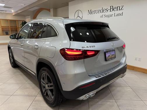 2025 Mercedes-Benz GLA 250 4MATIC