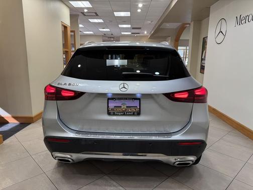 2025 Mercedes-Benz GLA 250 4MATIC