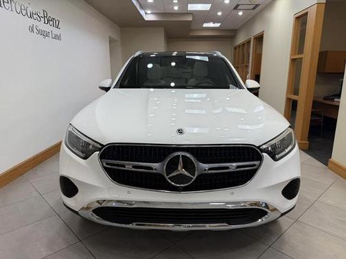 Polar White 2026 Mercedes-Benz GLC 300 4MATIC