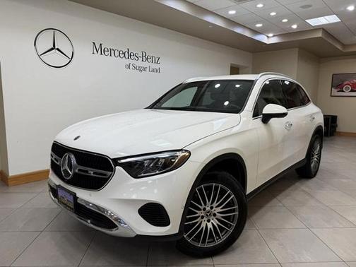 Polar White 2025 Mercedes-Benz GLC 300 Base