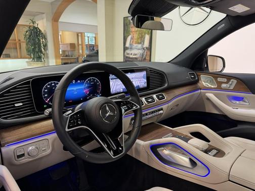 Polar White 2025 Mercedes-Benz GLS 450 4MATIC