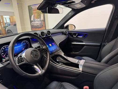 2025 Mercedes-Benz GLC 300 Base