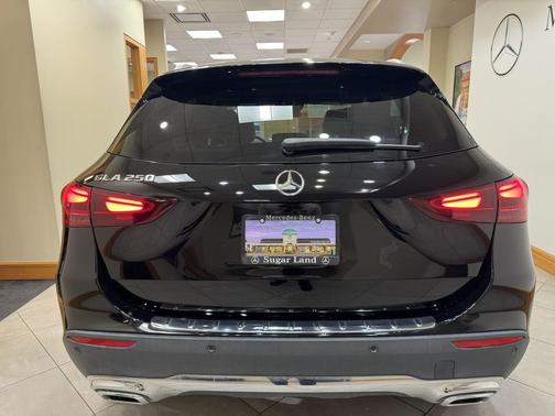 2025 Mercedes-Benz GLA 250 4MATIC