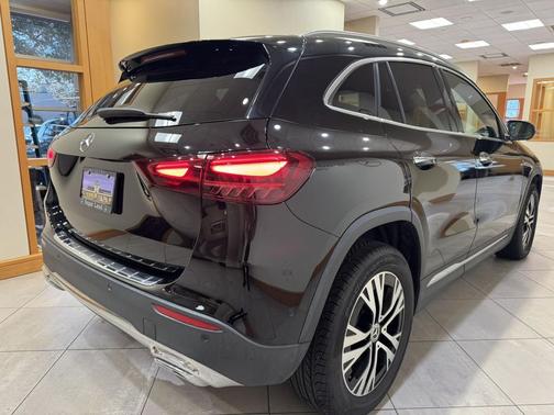 2025 Mercedes-Benz GLA 250 4MATIC