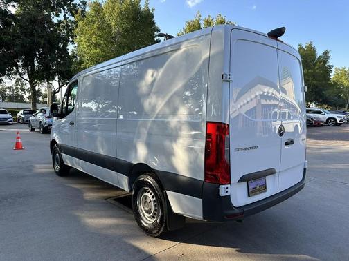 2024 Mercedes-Benz Sprinter 2500 Standard Roof