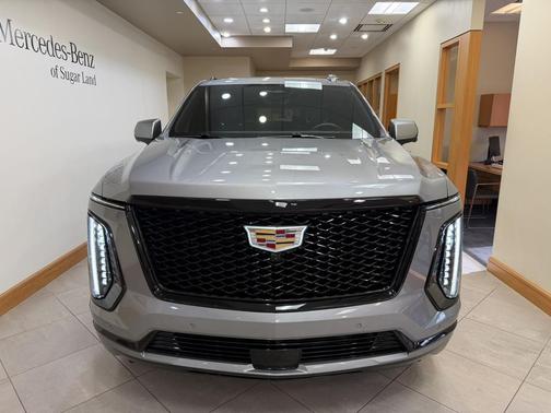 2025 Cadillac Escalade ESV Sport