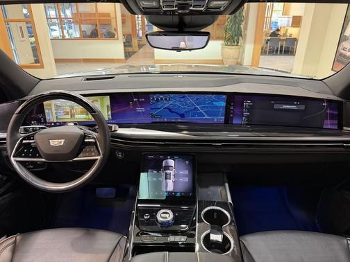 2025 Cadillac Escalade ESV Sport