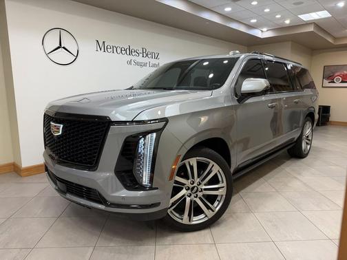 2025 Cadillac Escalade ESV Sport