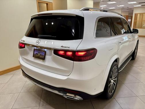 2026 Mercedes-Benz GLS 450 4MATIC