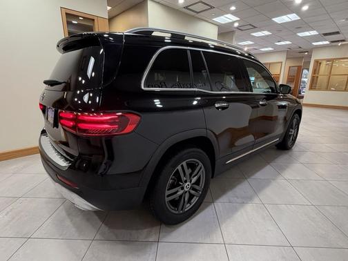 2025 Mercedes-Benz GLB 250 Base