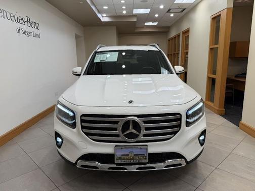 Polar White 2025 Mercedes-Benz GLB 250 Base
