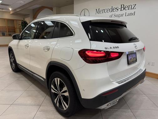 2025 Mercedes-Benz GLA 250 4MATIC