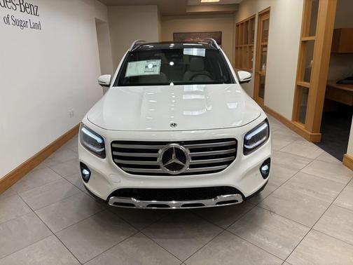 Polar White 2026 Mercedes-Benz GLB 250 Base