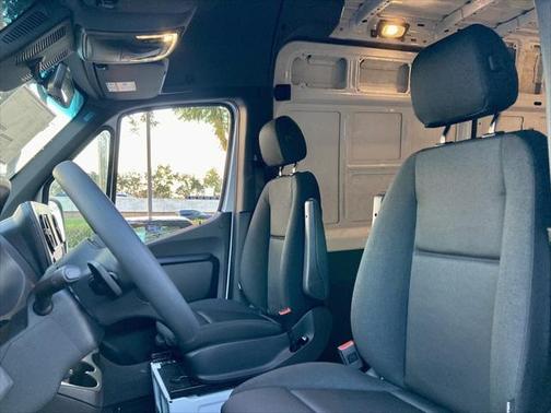 2024 Mercedes-Benz Sprinter 2500 High Roof