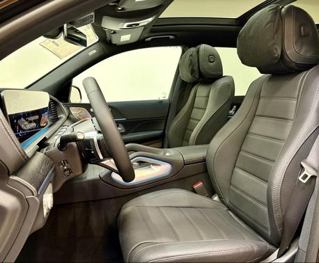 2025 Mercedes-Benz GLS 580 4MATIC