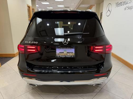 2025 Mercedes-Benz GLB 250 Base