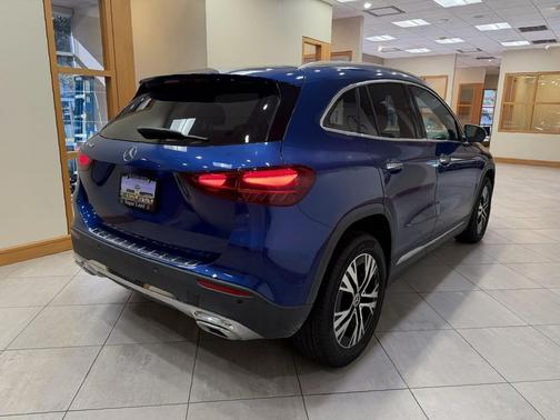 2025 Mercedes-Benz GLA 250 4MATIC