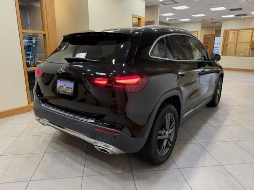 2025 Mercedes-Benz GLA 250 4MATIC