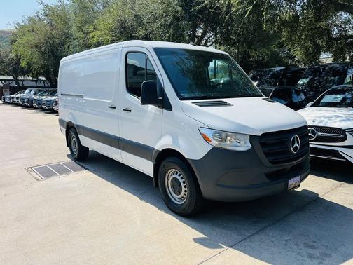 2024 Mercedes-Benz Sprinter 2500 Standard Roof