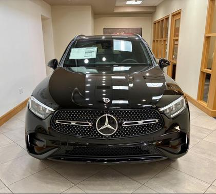 2026 Mercedes-Benz GLC 300 Base
