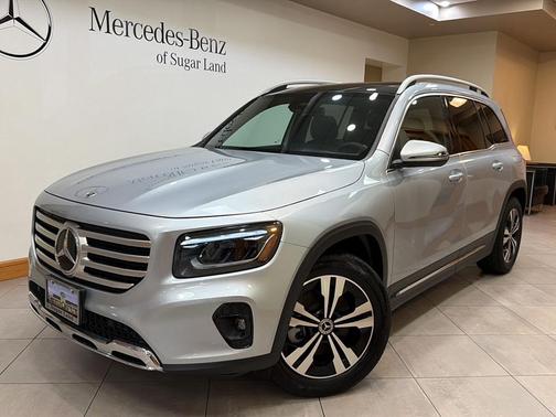 Cirrus Silver Metallic 2026 Mercedes-Benz GLB 250 Base