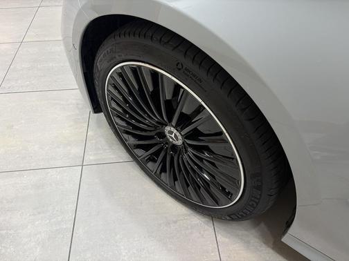 MANUFAKTUR Alpine Grey 2026 Mercedes-Benz E-Class E 350