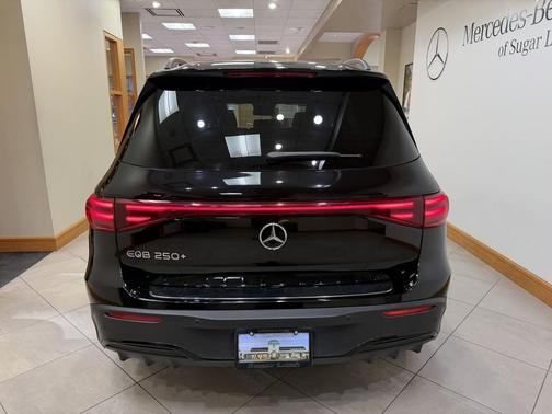 2024 Mercedes-Benz EQB 250 Base