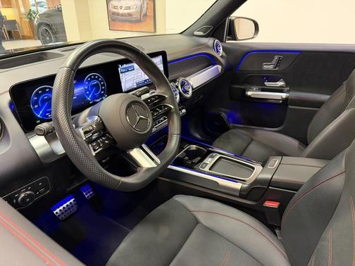 2024 Mercedes-Benz EQB 250 Base