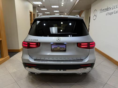 2025 Mercedes-Benz GLB 250 Base