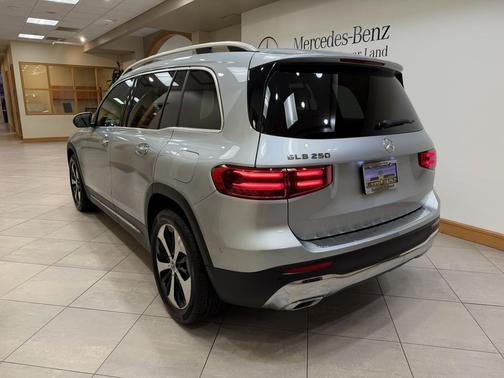 2025 Mercedes-Benz GLB 250 Base