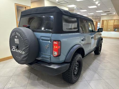 2022 Ford Bronco Black Diamond