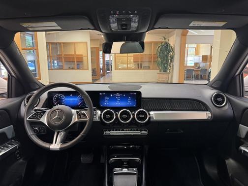 2026 Mercedes-Benz GLB 250 Base