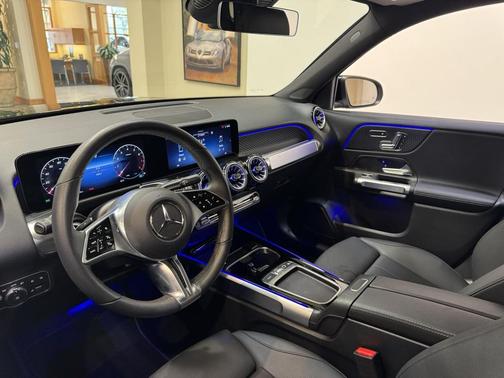 2025 Mercedes-Benz GLB 250 Base