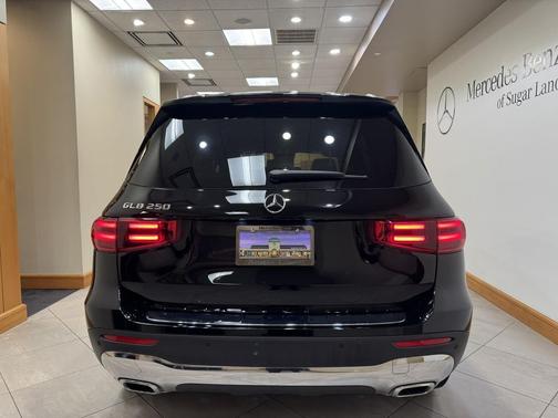 2025 Mercedes-Benz GLB 250 Base